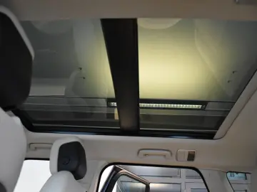 LAND ROVER Range Rover Sport D300 HSE Dynamic PANO MATRIX