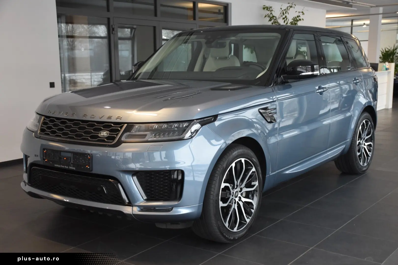 LAND ROVER Range Rover Sport D300 HSE Dynamic PANO MATRIX