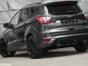 Ford Kuga 2.0 EcoBoost 4x4 Aut. ST-Line
