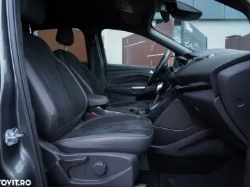 Ford Kuga 2.0 EcoBoost 4x4 Aut. ST-Line