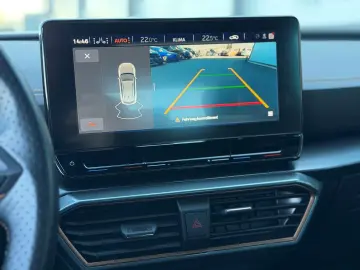 CUPRA Formentor 1.5 TSI DSG    Pano 18Zoll ACC LED