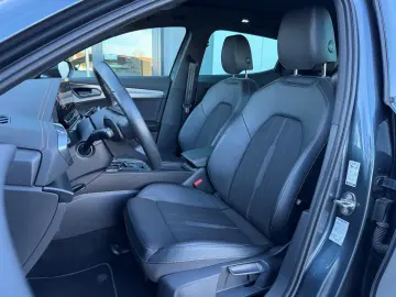 CUPRA Formentor 1.5 TSI DSG    Pano 18Zoll ACC LED