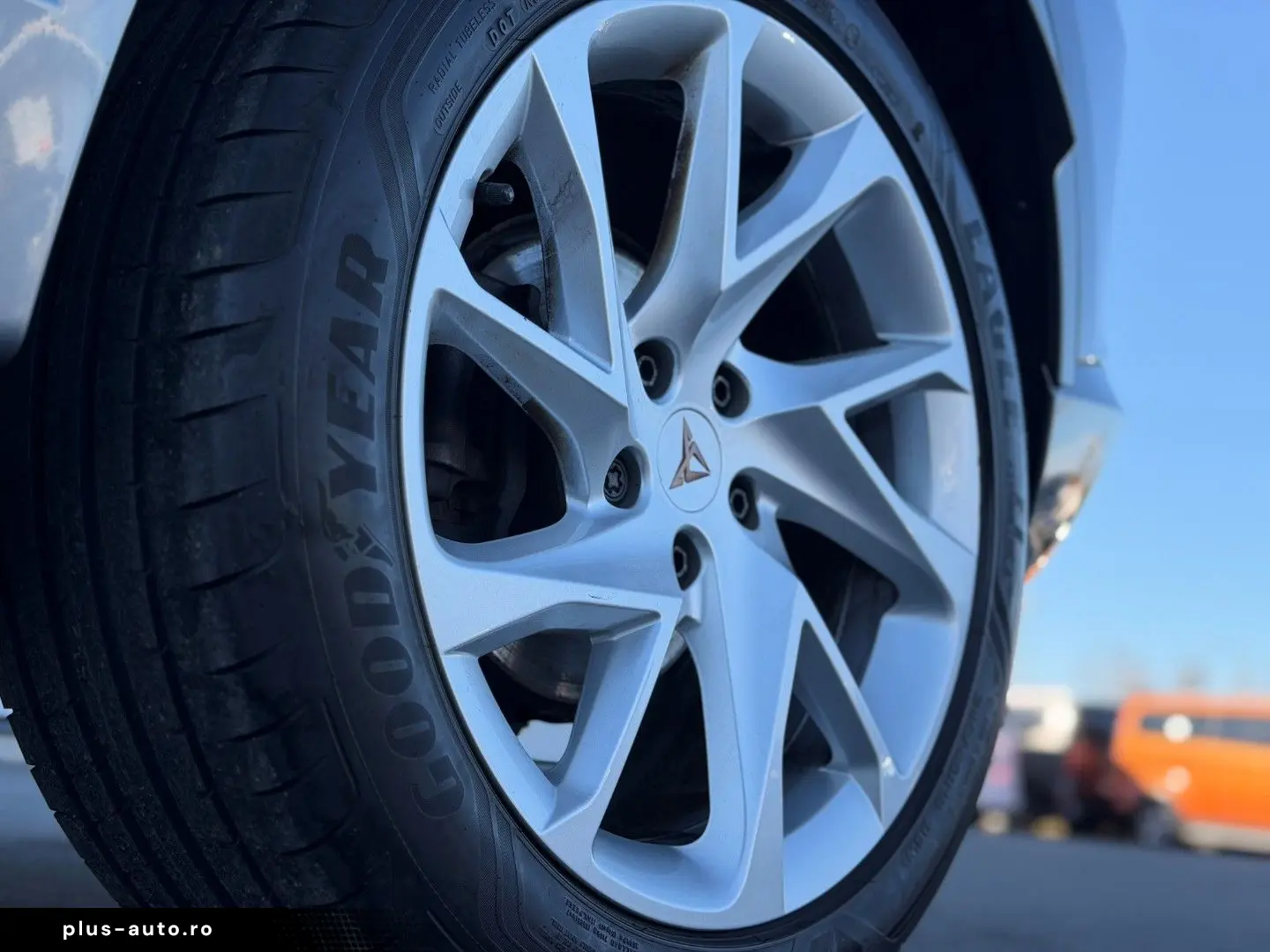 CUPRA Formentor 1.5 TSI DSG    Pano 18Zoll ACC LED