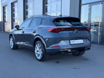 CUPRA Formentor 1.5 TSI DSG    Pano 18Zoll ACC LED