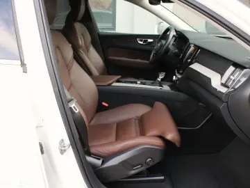 Volvo XC 60 B5 D AWD Geartronic Inscription