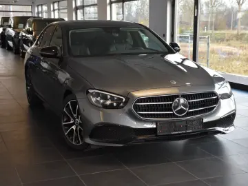 MERCEDES-BENZ E 220 D 9G EXCLUSIVE