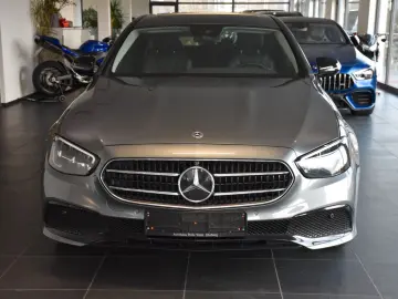MERCEDES-BENZ E 220 D 9G EXCLUSIVE