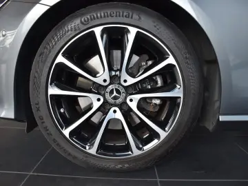 MERCEDES-BENZ E 220 D 9G EXCLUSIVE