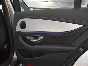 MERCEDES-BENZ E 220 D 9G EXCLUSIVE