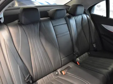 MERCEDES-BENZ E 220 D 9G EXCLUSIVE