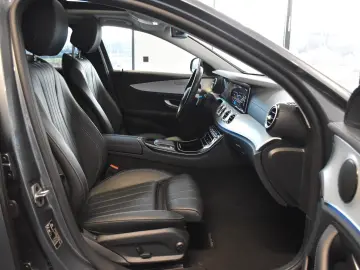 MERCEDES-BENZ E 220 D 9G EXCLUSIVE