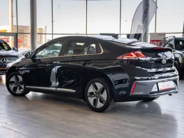 Hyundai Ioniq 1.6 GDI Premium Hybrid