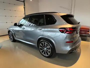 BMW X5 50e xDrive M Sport  Luft LED 360g HUD AHK 20