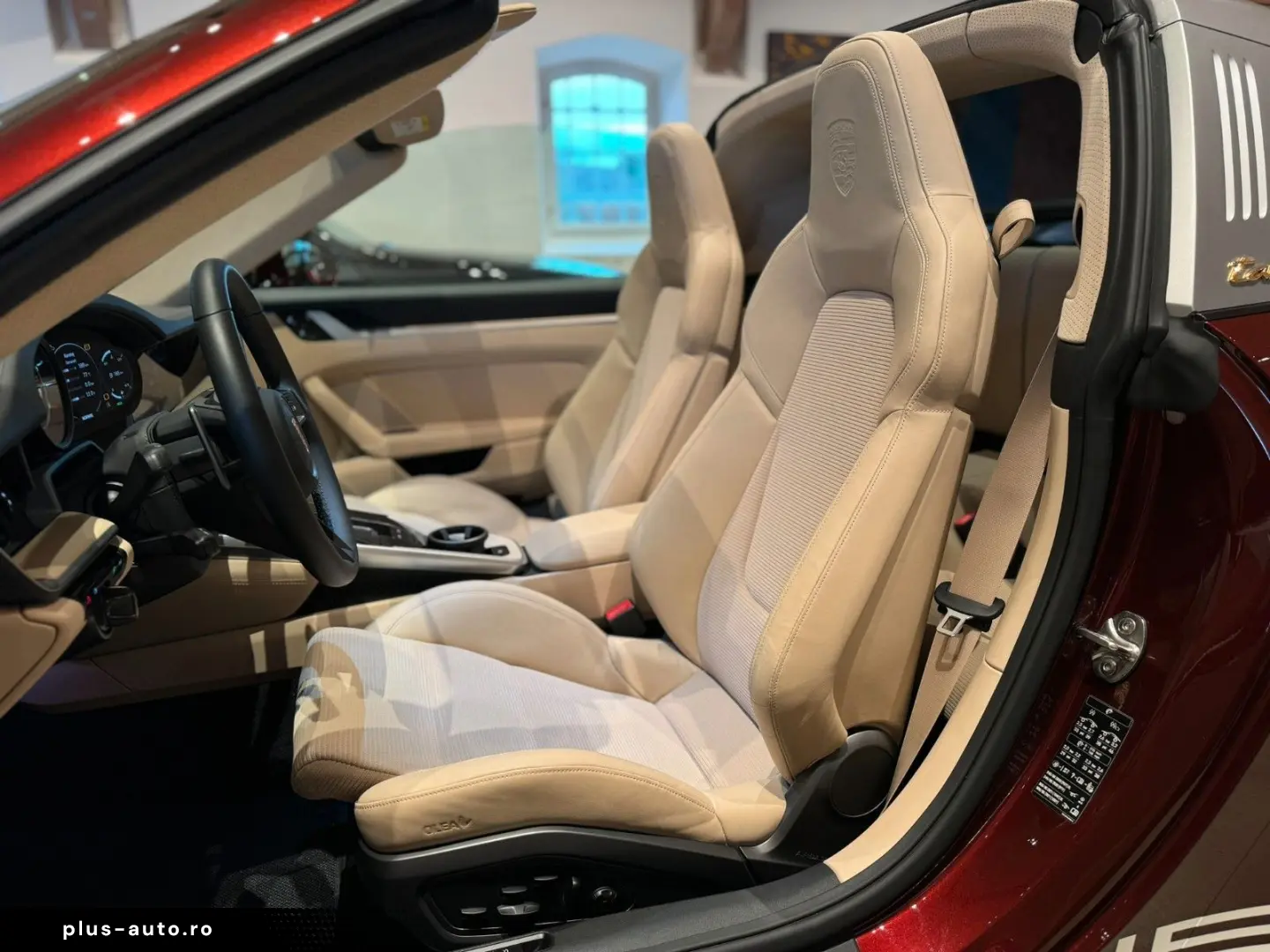 PORSCHE 911 Targa 4S Heritage Design Edition Matrix PASM