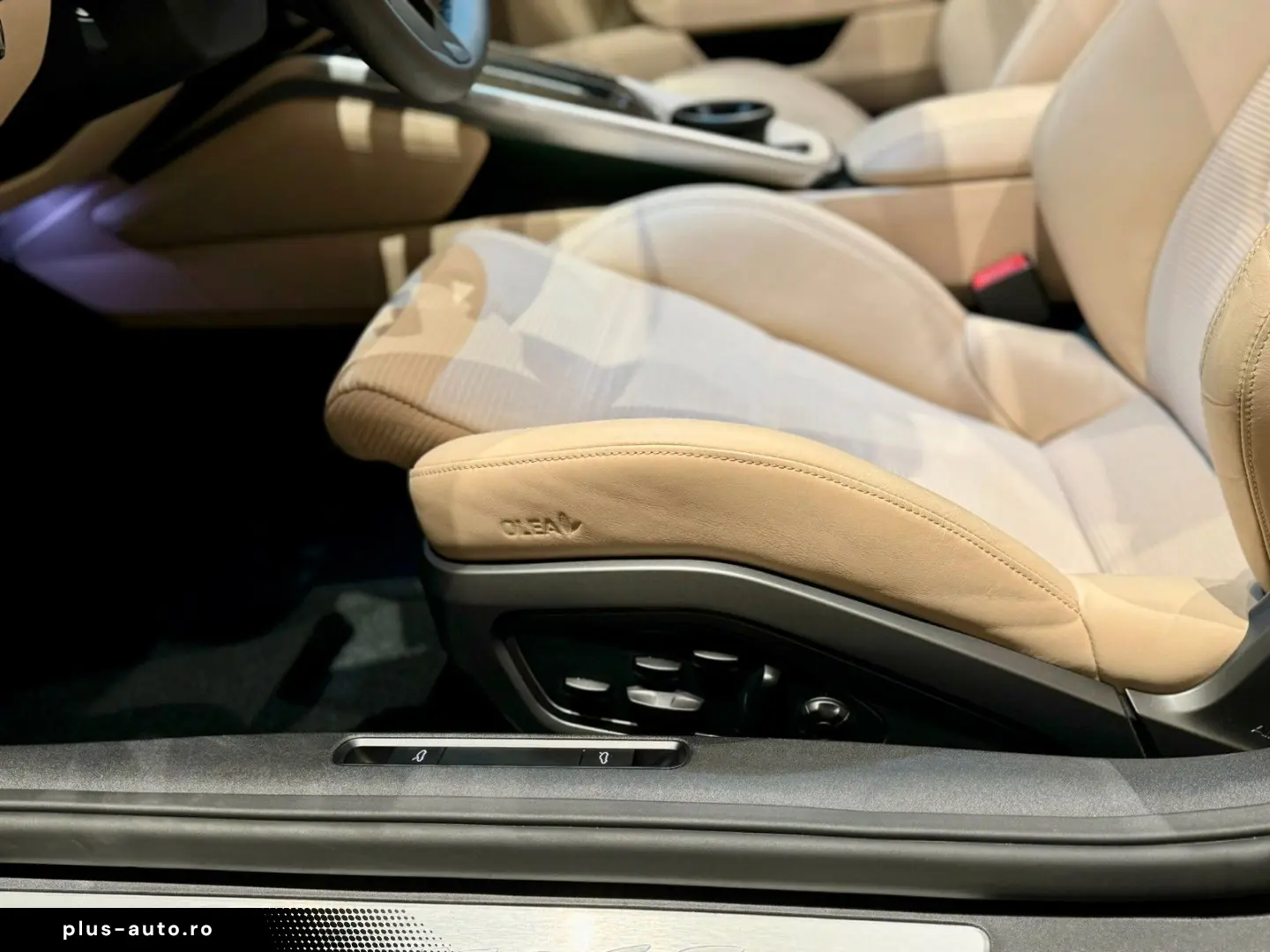 PORSCHE 911 Targa 4S Heritage Design Edition Matrix PASM