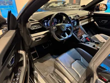 LAMBORGHINI Urus 4.0 V8 Aut.  HUD Pano Ceramic Luft ACC 360