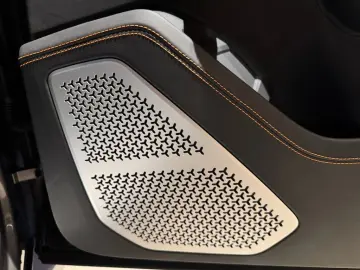 LAMBORGHINI Urus 4.0 V8 Aut.  HUD Pano Ceramic Luft ACC 360