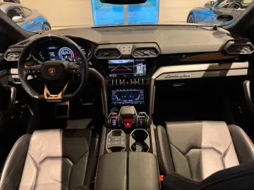 LAMBORGHINI Urus 4.0 V8 Aut.  HUD Pano Ceramic Luft ACC 360
