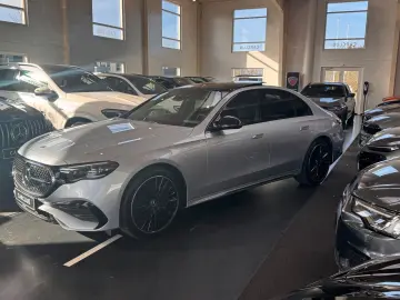 MERCEDES-BENZ E400e 4M AMG Line Premium Plus  Hyper 3D Pano