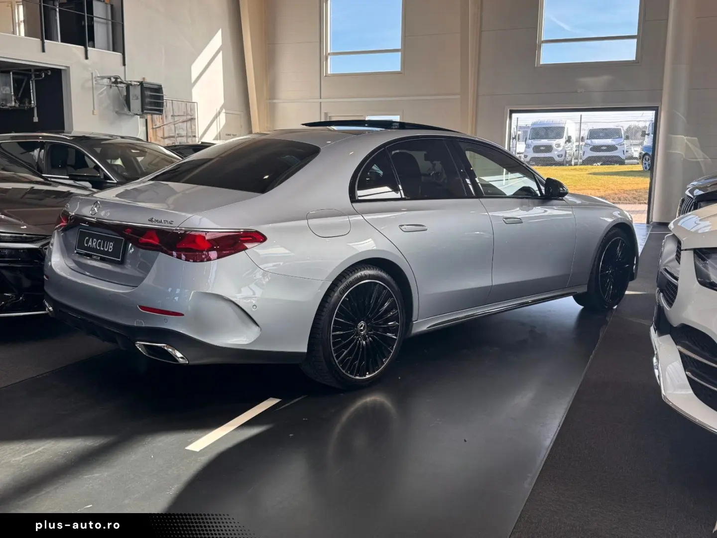 MERCEDES-BENZ E400e 4M AMG Line Premium Plus  Hyper 3D Pano