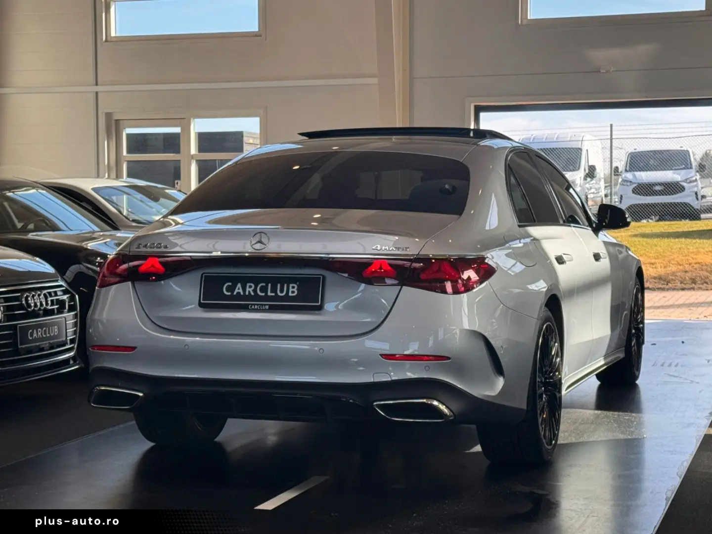 MERCEDES-BENZ E400e 4M AMG Line Premium Plus  Hyper 3D Pano