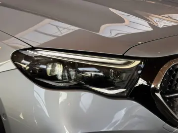 MERCEDES-BENZ E400e 4M AMG Line Premium Plus  Hyper 3D Pano