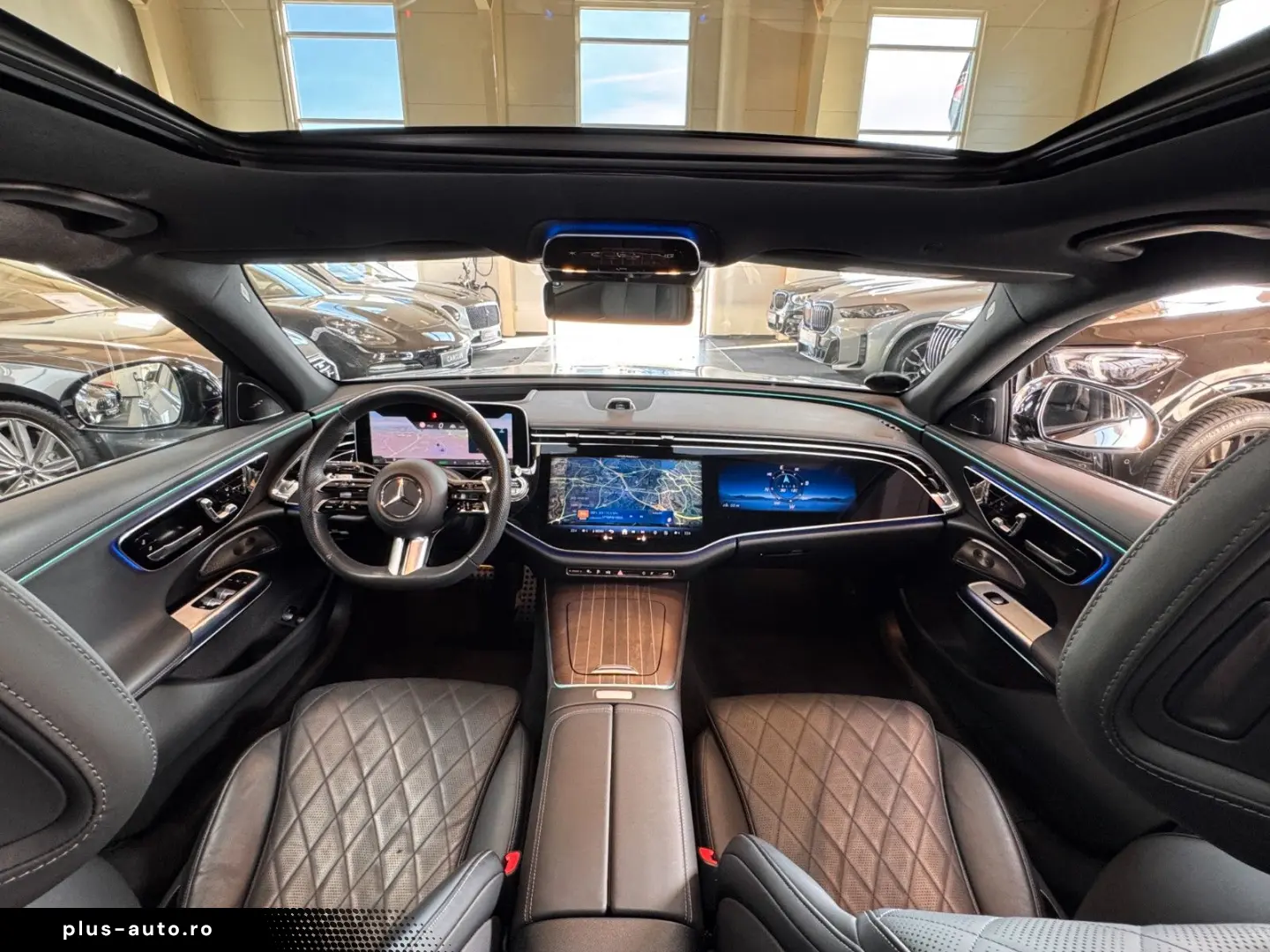 MERCEDES-BENZ E400e 4M AMG Line Premium Plus  Hyper 3D Pano