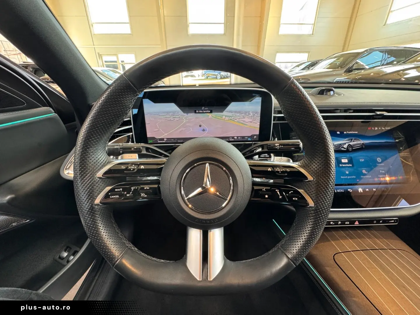 MERCEDES-BENZ E400e 4M AMG Line Premium Plus  Hyper 3D Pano