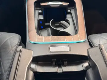 MERCEDES-BENZ E400e 4M AMG Line Premium Plus  Hyper 3D Pano