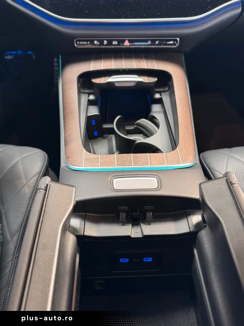 MERCEDES-BENZ E400e 4M AMG Line Premium Plus  Hyper 3D Pano