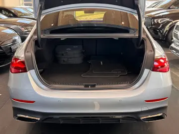 MERCEDES-BENZ E400e 4M AMG Line Premium Plus  Hyper 3D Pano