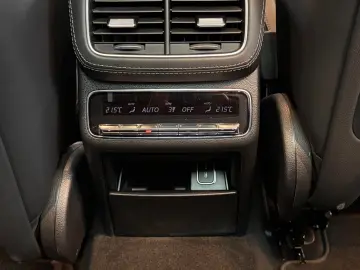 MERCEDES-BENZ GLE 63 S AMG 4Matic   Acc Pano AHK Mas&hellip;