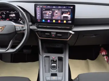 CUPRA Formentor 1.5 TSI DSG AHK NAVI PANO