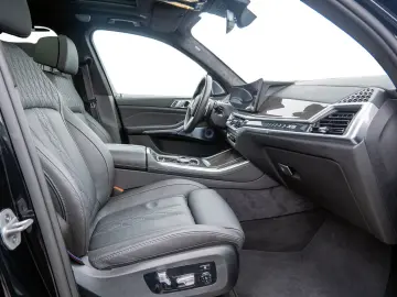 BMW X5 30d M-Sport Pro Bowers Jante22  Masaj