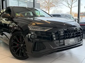 AUDI Q8 50 TDI COMPETITION-PLUS ACC MATRIX CARBON HUD
