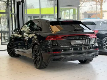 AUDI Q8 50 TDI COMPETITION-PLUS ACC MATRIX CARBON HUD