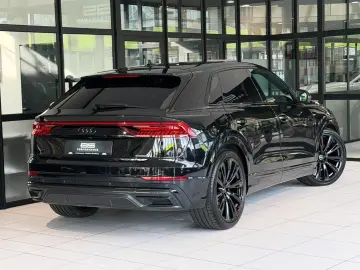 AUDI Q8 50 TDI COMPETITION-PLUS ACC MATRIX CARBON HUD