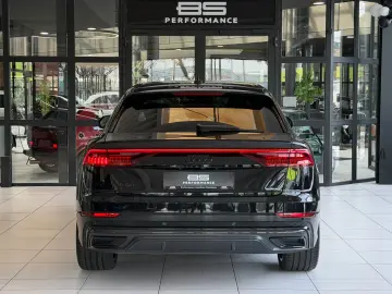 AUDI Q8 50 TDI COMPETITION-PLUS ACC MATRIX CARBON HUD