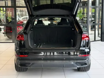 AUDI Q8 50 TDI COMPETITION-PLUS ACC MATRIX CARBON HUD