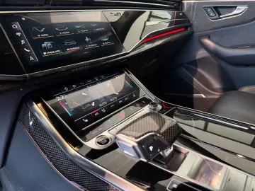 AUDI Q8 50 TDI COMPETITION-PLUS ACC MATRIX CARBON HUD