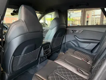 AUDI Q8 50 TDI COMPETITION-PLUS ACC MATRIX CARBON HUD