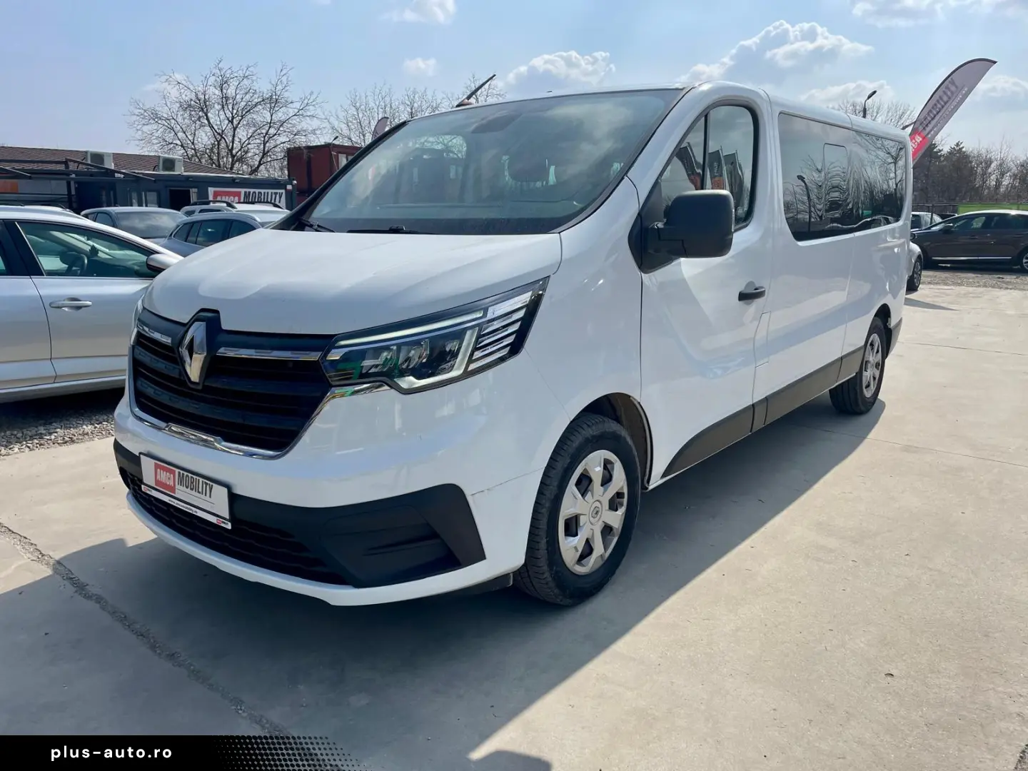 Renault Trafic 2.0 Blue dCi 150 EDC S&S L2 8 1 Zen
