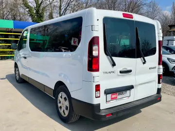 Renault Trafic 2.0 Blue dCi 150 EDC S&S L2 8 1 Zen