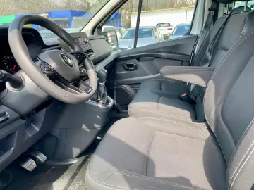 Renault Trafic 2.0 Blue dCi 150 EDC S&S L2 8 1 Zen