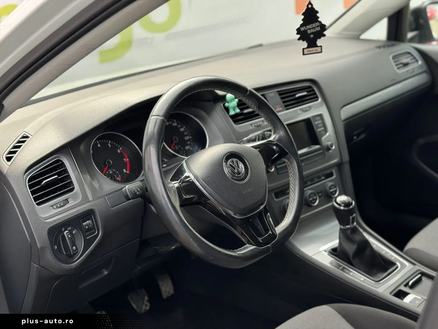 VOLKSWAGEN GOLF 7