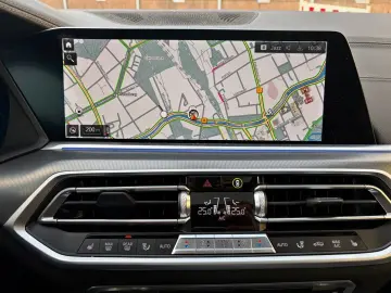 BMW X6 xDrive 30d M Sport Hybrid UNFALLFREI Top!