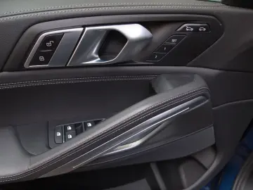 BMW X6 xDrive 30d M Sport Hybrid UNFALLFREI Top!