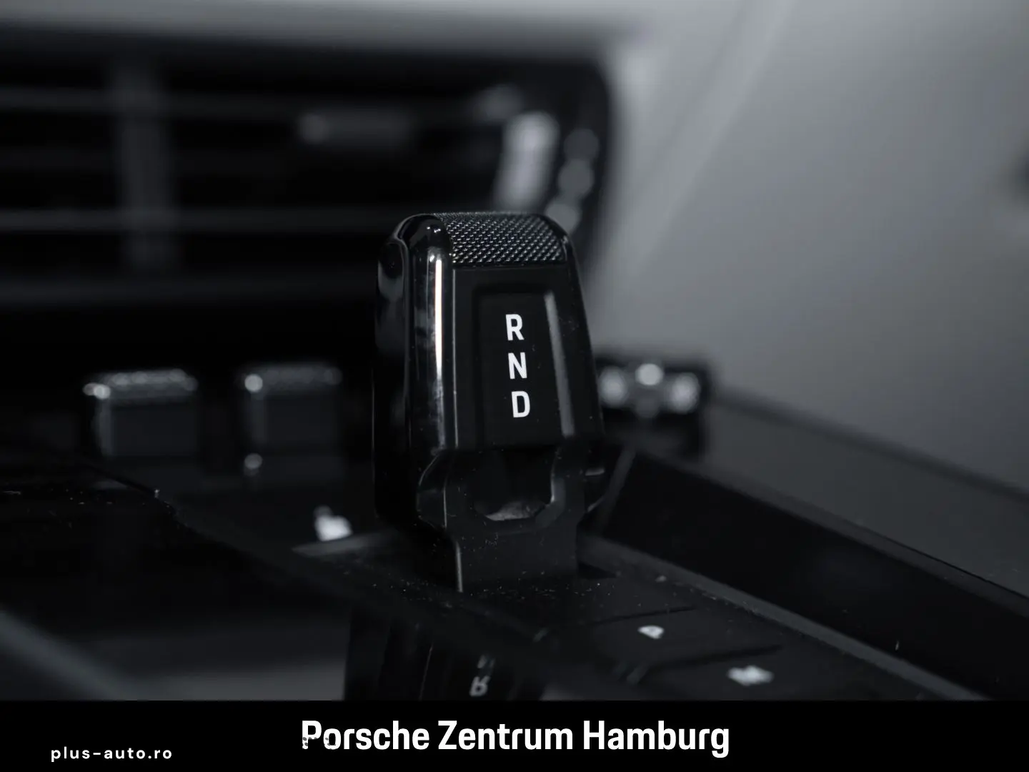 PORSCHE 992 (911) Carrera S BOSE Servolenkung Plus InnoD