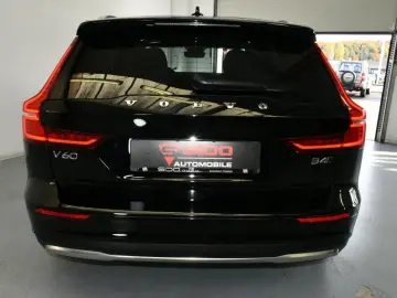 VOLVO V60 Cross Country B4 AWD Ultim ACC PAN HuD MASSG