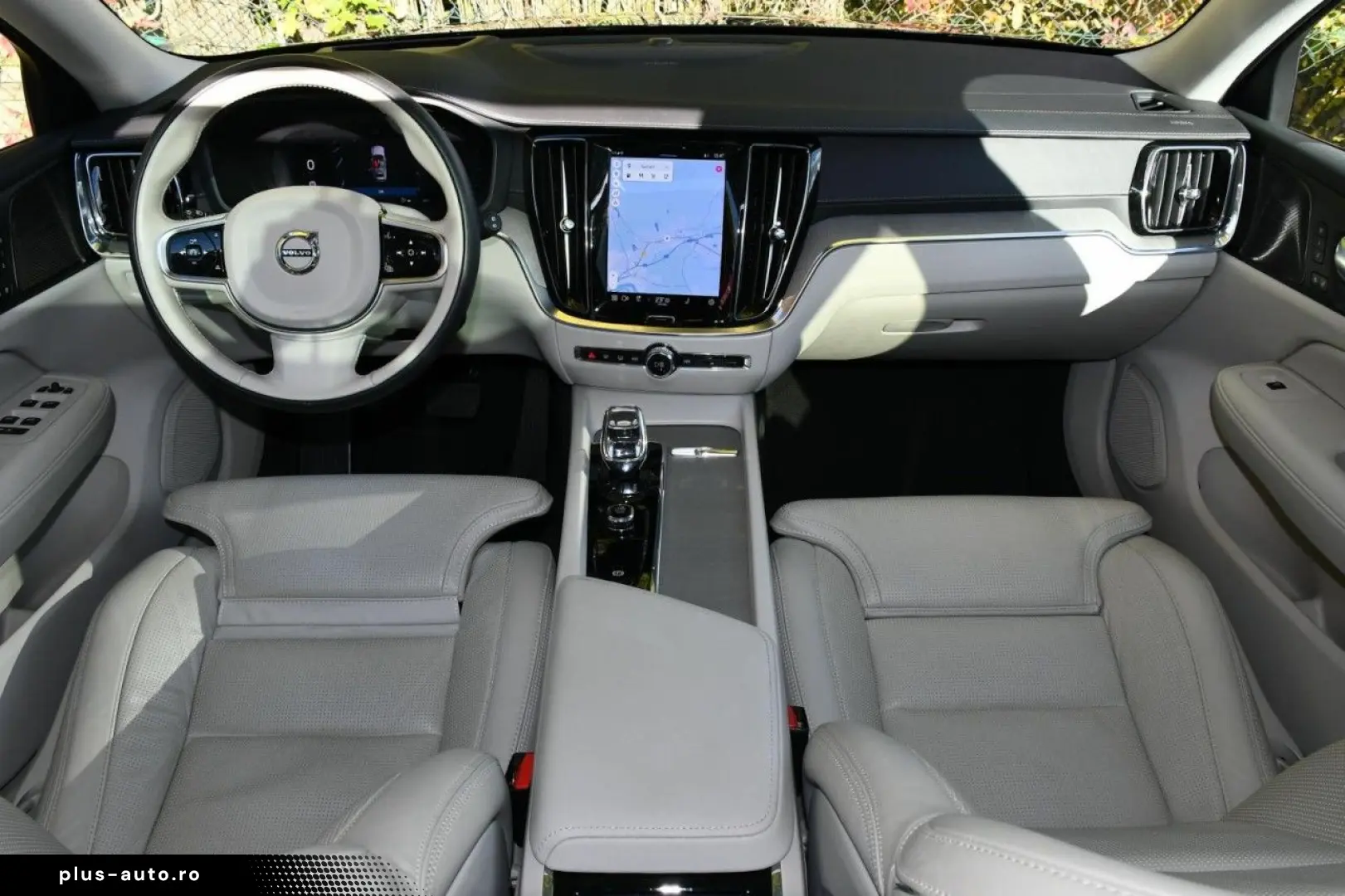 VOLVO V60 Cross Country B4 AWD Ultim ACC PAN HuD MASSG